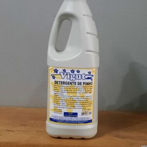 detergente de pinho 2L